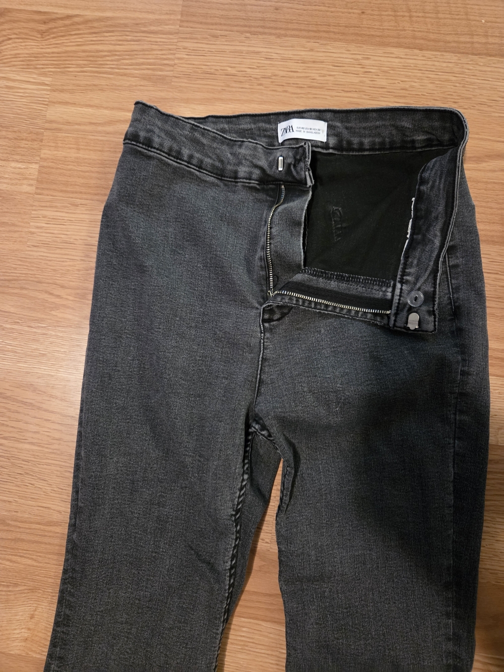 Zara Skinny Jeans in Washed Black